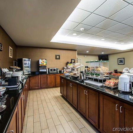 Comfort Inn & Suites Marion I-57 Bagian luar foto