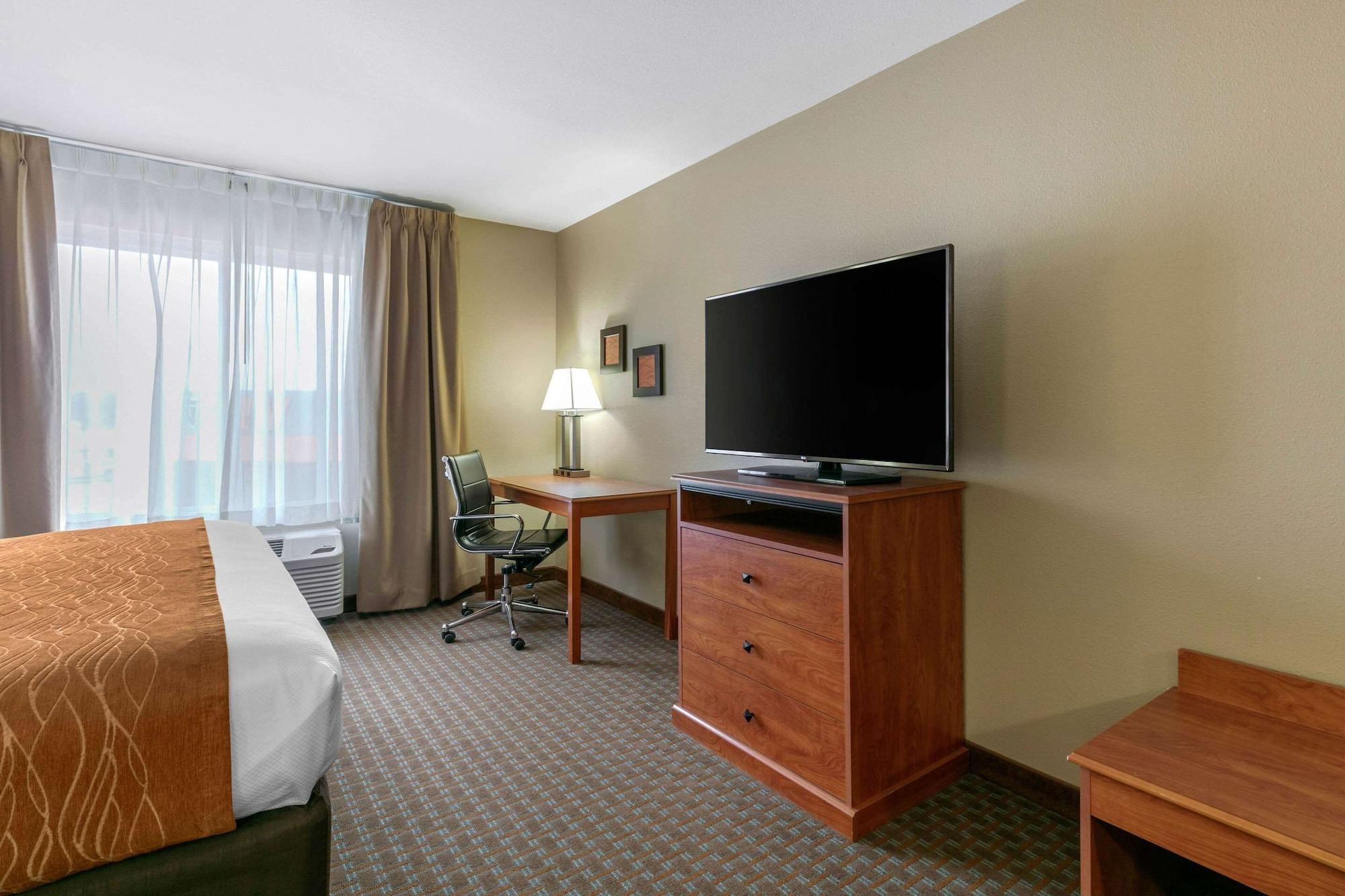 Comfort Inn & Suites Marion I-57 Bagian luar foto